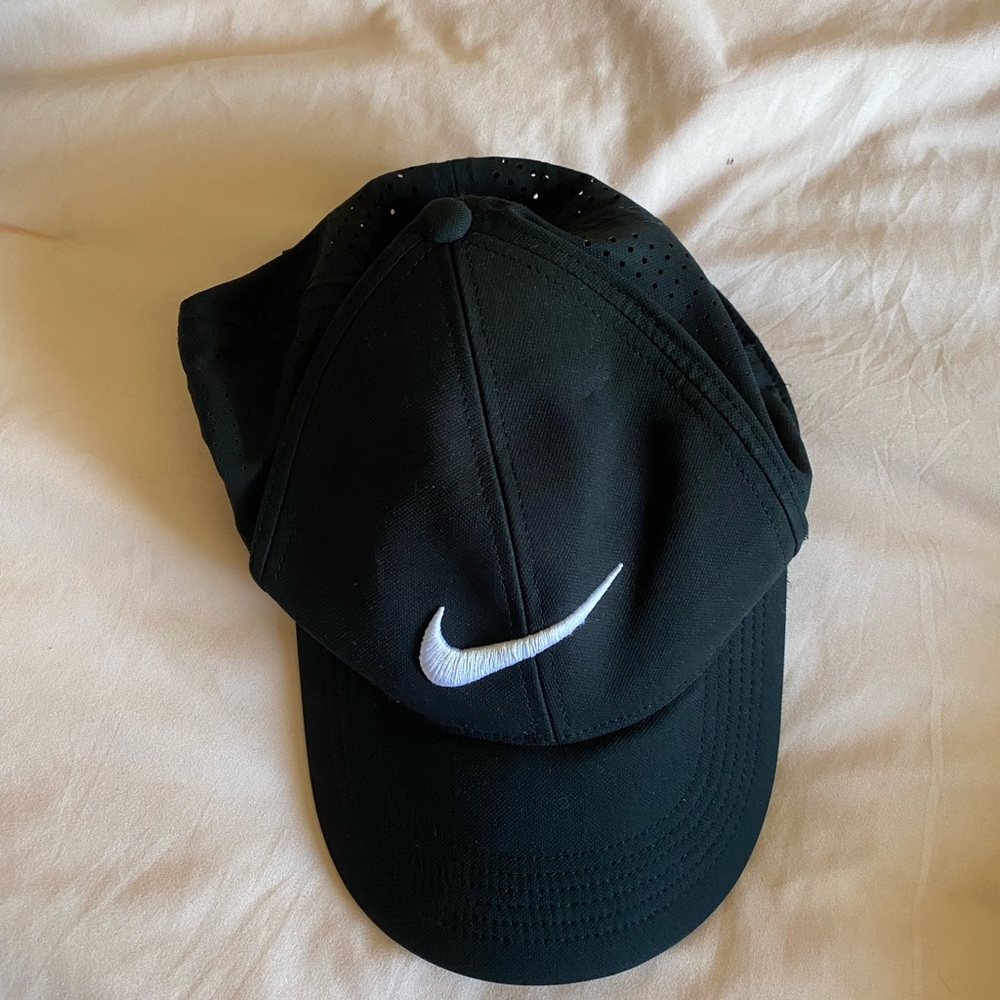 Nike Women’s athletic Hat